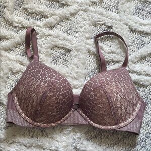 Victoria’s Secret lace pushup bra